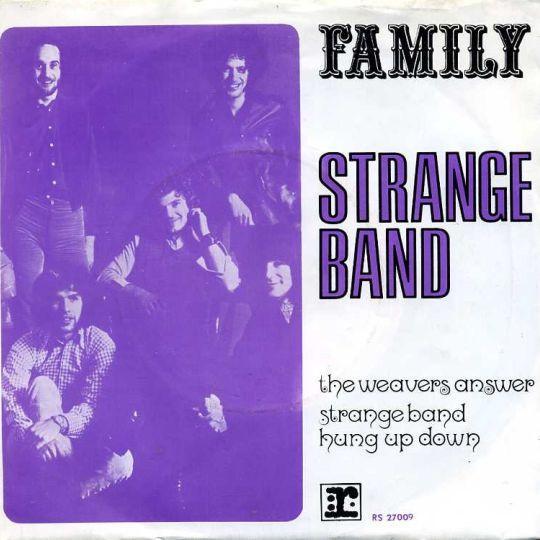 Coverafbeelding Family - Strange Band : The Weavers Answer