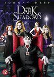 Coverafbeelding johnny depp, michelle pfeiffer e.a. - dark shadows